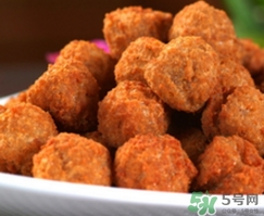 一顆肉丸子的熱量是多少？哪種做法的肉丸子熱量最低？