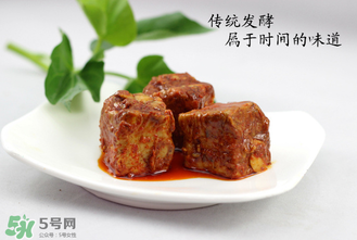 霉豆腐發(fā)黑還能吃嗎？霉豆腐長黑點還能吃嗎？