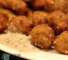 肉丸子發(fā)霉可以吃嗎？肉丸子長霉有霉點怎么辦？