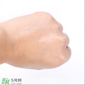 isoi玫瑰精華好用嗎？伊所愛玫瑰精華怎么樣？