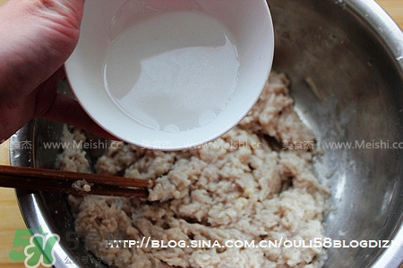魚丸用什么粉？魚丸用面粉還是淀粉？