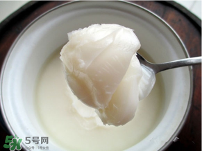 豬油熬出來(lái)為什么不白？豬油怎么熬才白？