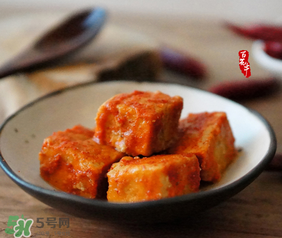 霉豆腐長(zhǎng)紅霉還能吃嗎？霉豆腐為什么會(huì)長(zhǎng)紅霉？