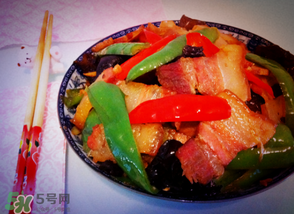 腌肉怎么做好吃？腌肉炒什么菜好吃？