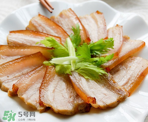 腌肉怎么做好吃？腌肉炒什么菜好吃？