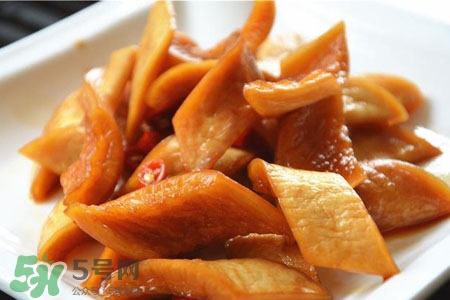 腌蘿卜變黃了正常嗎？腌蘿卜變黃了還能吃嗎？