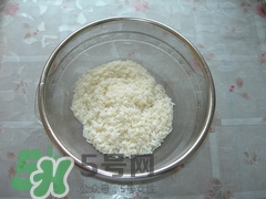 珍珠丸子蒸多長時間？珍珠丸子要蒸多久？
