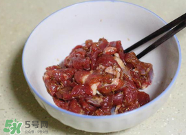 ?羊肉腌制多長時間？羊肉怎么腌才嫩？