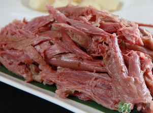 狗肉怎么腌制？腌制狗肉放什么調(diào)料？