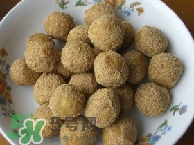 豆腐丸子散了怎么辦？豆腐丸子怎么做不散？