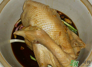 腌雞肉用什么調(diào)料？雞肉用什么腌制？