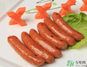 香腸過期了還能吃嗎？香腸過期一個月能吃嗎？