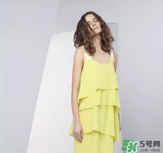 2017年衣服流行什么顏色？2017年衣服流行色