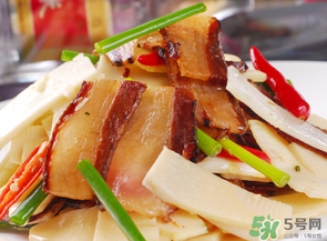 醬肉用什么醬油好？醬肉用生抽還是老抽？
