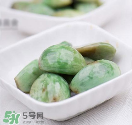 臘八蒜為什么是綠色的？臘八蒜怎么變綠？