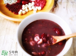 寶寶可以吃臘八粥嗎？寶寶多大可以吃臘八粥？