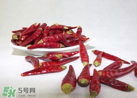 干辣椒長(zhǎng)蟲(chóng)了還能吃嗎？辣椒長(zhǎng)蟲(chóng)怎么辦？