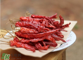 干辣椒長(zhǎng)蟲(chóng)了還能吃嗎？辣椒長(zhǎng)蟲(chóng)怎么辦？