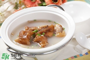 臘豬腳燉什么好吃？臘豬蹄燉什么好吃？
