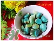臘八蒜要放鹽嗎？臘八蒜要放多少鹽比例是多少？