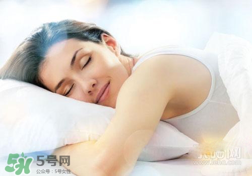 冬天不戴胸罩好不好？冬天胸罩幾天換一次？