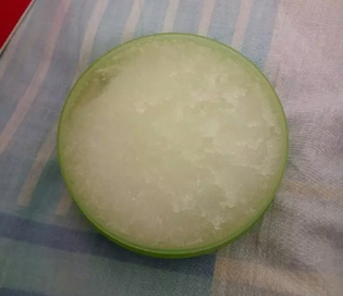 護(hù)膚品凍了還能用嗎？化妝品凍成冰了還能用嗎？