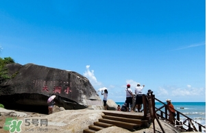 春節(jié)去三亞穿什么？過(guò)年春節(jié)去三亞穿什么衣服？