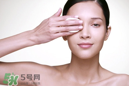 卸妝后眼睛模糊怎么辦？卸妝后眼睛模糊怎么處理？