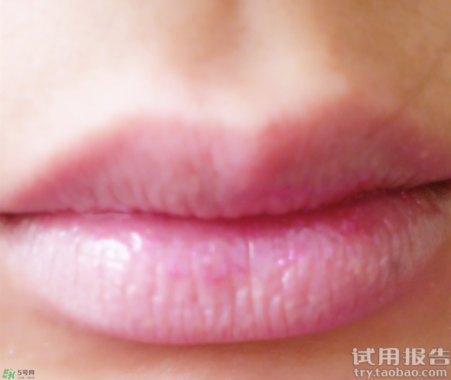 唇部遮瑕膏能吃嗎？唇部遮瑕膏吃了有毒嗎？