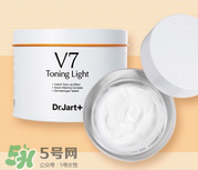 用素顏霜前打隔離霜嗎？用素顏霜之前要用隔離霜嗎