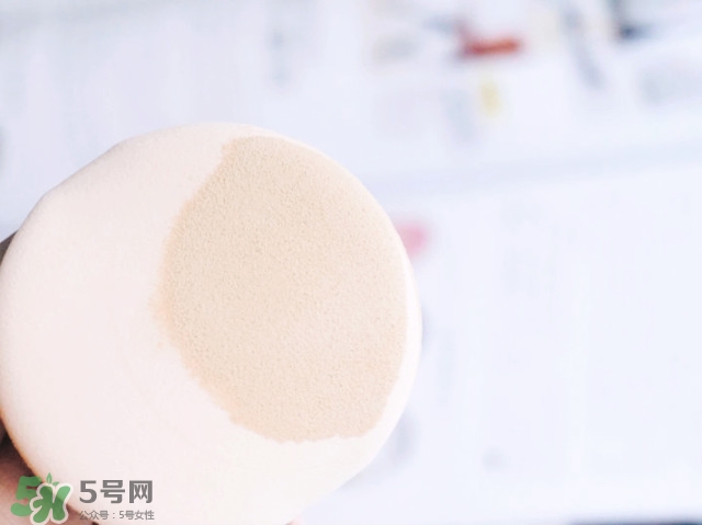 歐萊雅瓷肌氣墊多少錢？歐萊雅奇煥光采瓷肌氣墊專柜價