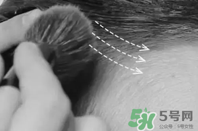 發(fā)際線高適合什么發(fā)型？發(fā)際線高怎么辦