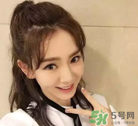 發(fā)際線高適合什么發(fā)型？發(fā)際線高怎么辦
