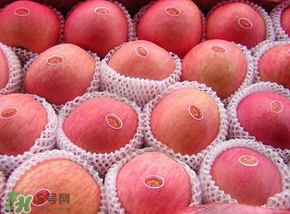 阿克蘇蘋(píng)果脆嗎？阿克蘇蘋(píng)果是粉蘋(píng)果還是脆蘋(píng)果？