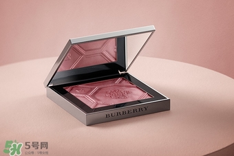 巴寶莉2017年春季限定腮紅多少錢？burberry2017腮紅試色圖