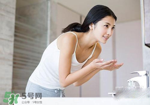 用白醋洗臉要不要用清洗再洗一遍？用白醋洗臉要再洗一遍嗎？