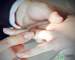 臘月可以訂婚嗎？臘月訂婚好不好？