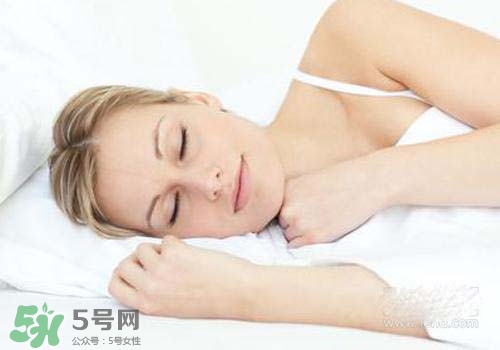 孕婦可以經(jīng)常摸肚子嗎？孕婦經(jīng)常摸肚子會(huì)怎樣？