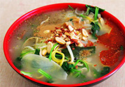 吃麻辣燙會(huì)口腔潰瘍嗎？口腔潰瘍能吃麻辣燙嗎？