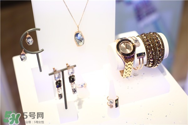 施華洛世奇2017春夏新款有哪些？施華洛世奇2017春夏新款多少錢？