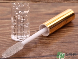 大創(chuàng)睫毛雨衣怎么卸？大創(chuàng)睫毛雨衣卸妝方法