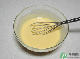 面糊用熱水還是涼水？面糊是用熱水調(diào)還是用涼水調(diào)？