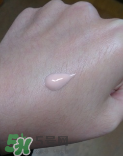 dior迪奧夢幻美肌修顏乳怎么用？迪奧修顏乳怎么用
