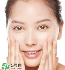 精華什么年紀(jì)用？精華什么年齡開始用？