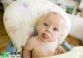 寶寶輔食一天吃幾次？寶寶每天吃輔食次數(shù)