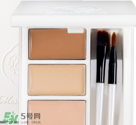 花娜小姐三色遮瑕膏怎么用？miss hana花娜小姐遮瑕膏使用方法