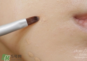 遮瑕液怎么用？遮瑕液使用方法