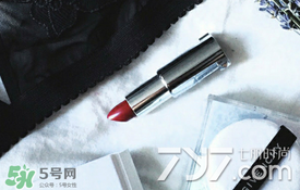 迪奧2017情人節(jié)口紅唇膏禮盒多少錢(qián)？dior2017情人節(jié)禮盒價(jià)格