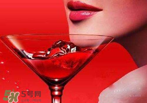紅酒做面膜可以直接敷臉嗎？紅酒可以直接敷臉嗎？