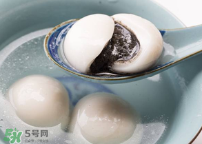 芝麻湯圓上火嗎？吃黑芝麻湯圓上火嗎？